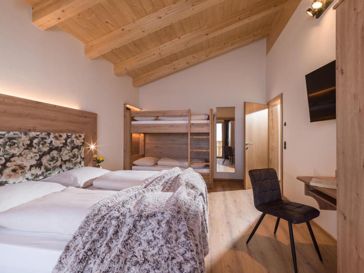 Isskogel Suites 겔로스 외부 사진