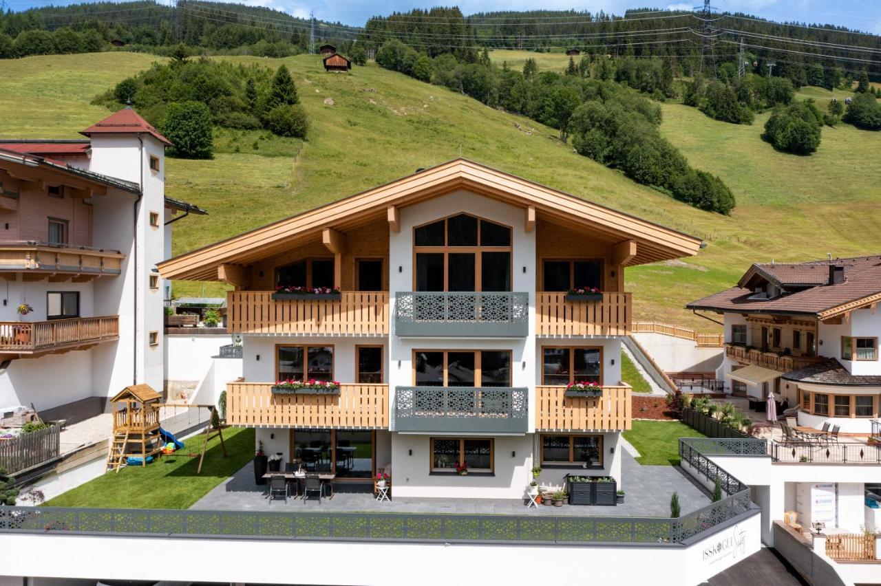 Isskogel Suites 겔로스 외부 사진